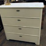 183 3327 CHEST OF DRAWERS